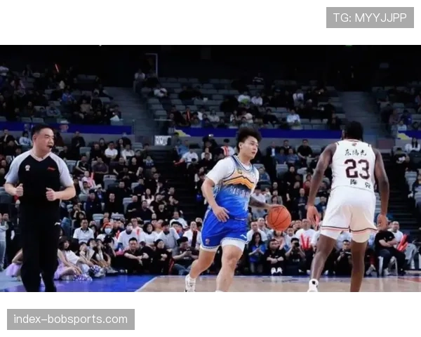 赵睿复出状态低迷 北京后卫6投0中仅得1分 赵睿复出状态低迷 北京后卫6投0中仅得1分